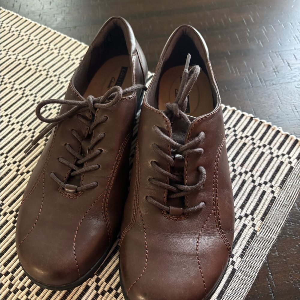 Clarks Brown Leather Flats